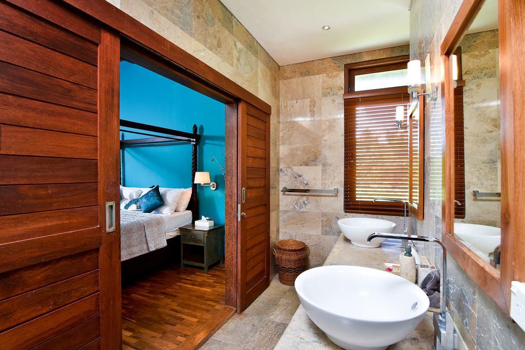 Villa Mystique *